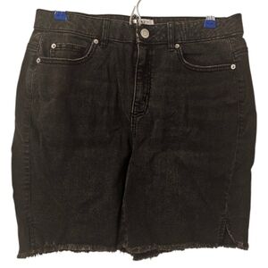 Black D/C Jeans Penningtons Women's Curvy-Fit Frayed Hem Denim Shorts